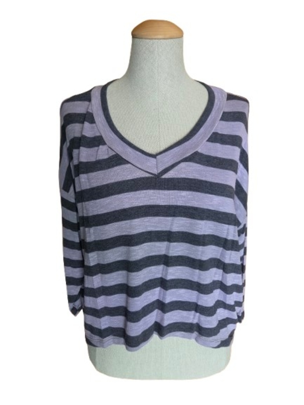 Striped V-Neck 3/4 Sleeve High Low Tee in Lavender and Charcoal NWOT